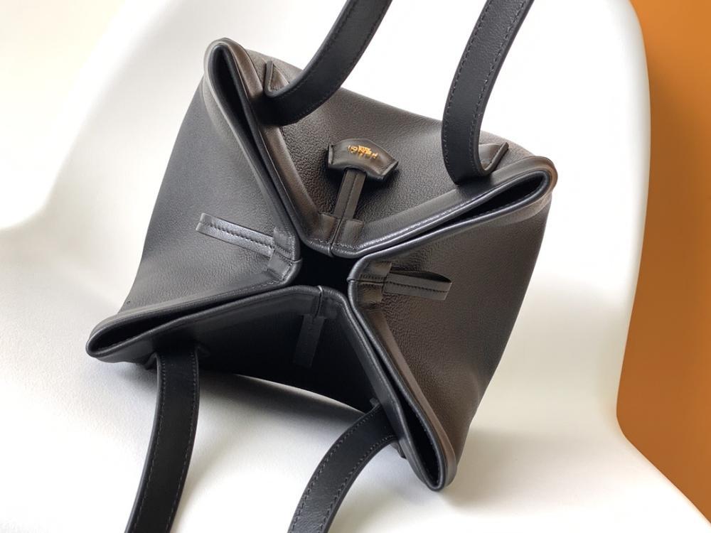 Leather Bucket Bag