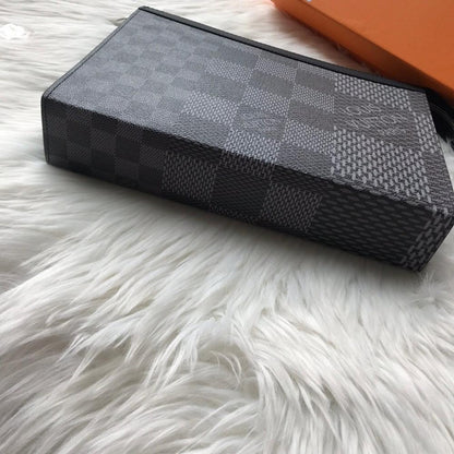 Italian-Inspired Stylish Travel Bag