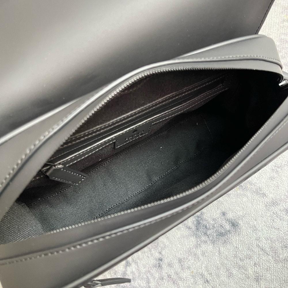 Italian-Inspired Stylish Top Handle Bag