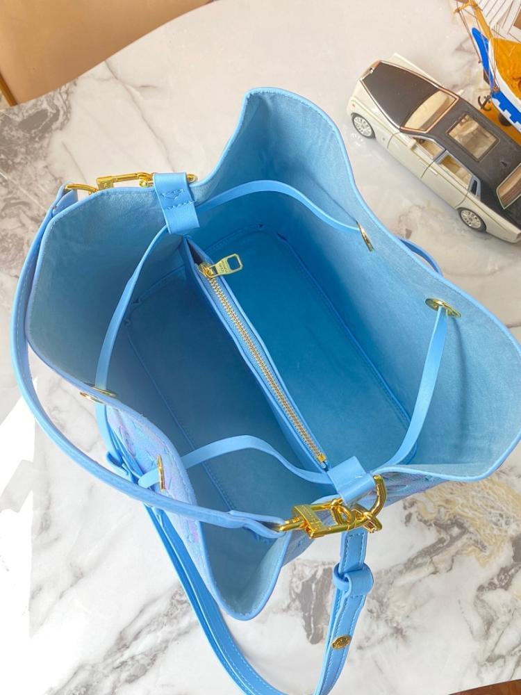 Italian-Inspired Luxury Leather Bucket Bag