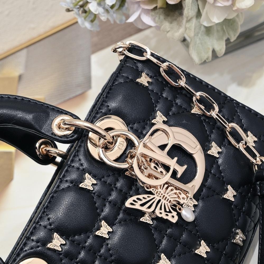 Modern Elegant Shoulder Bag