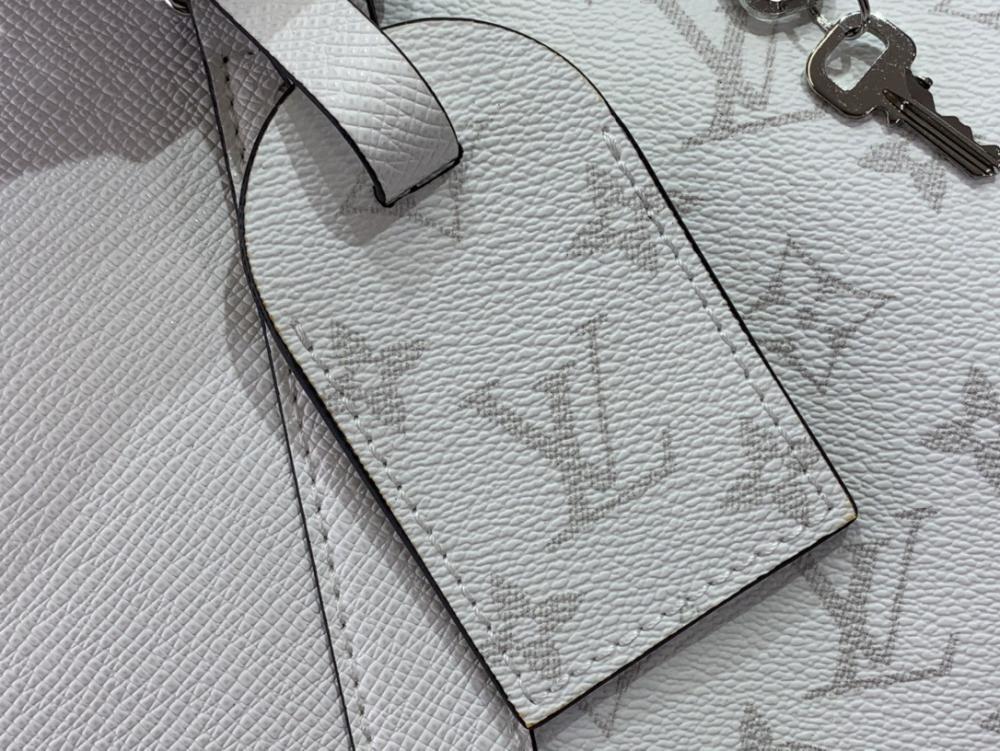 Luxury Travel Bag