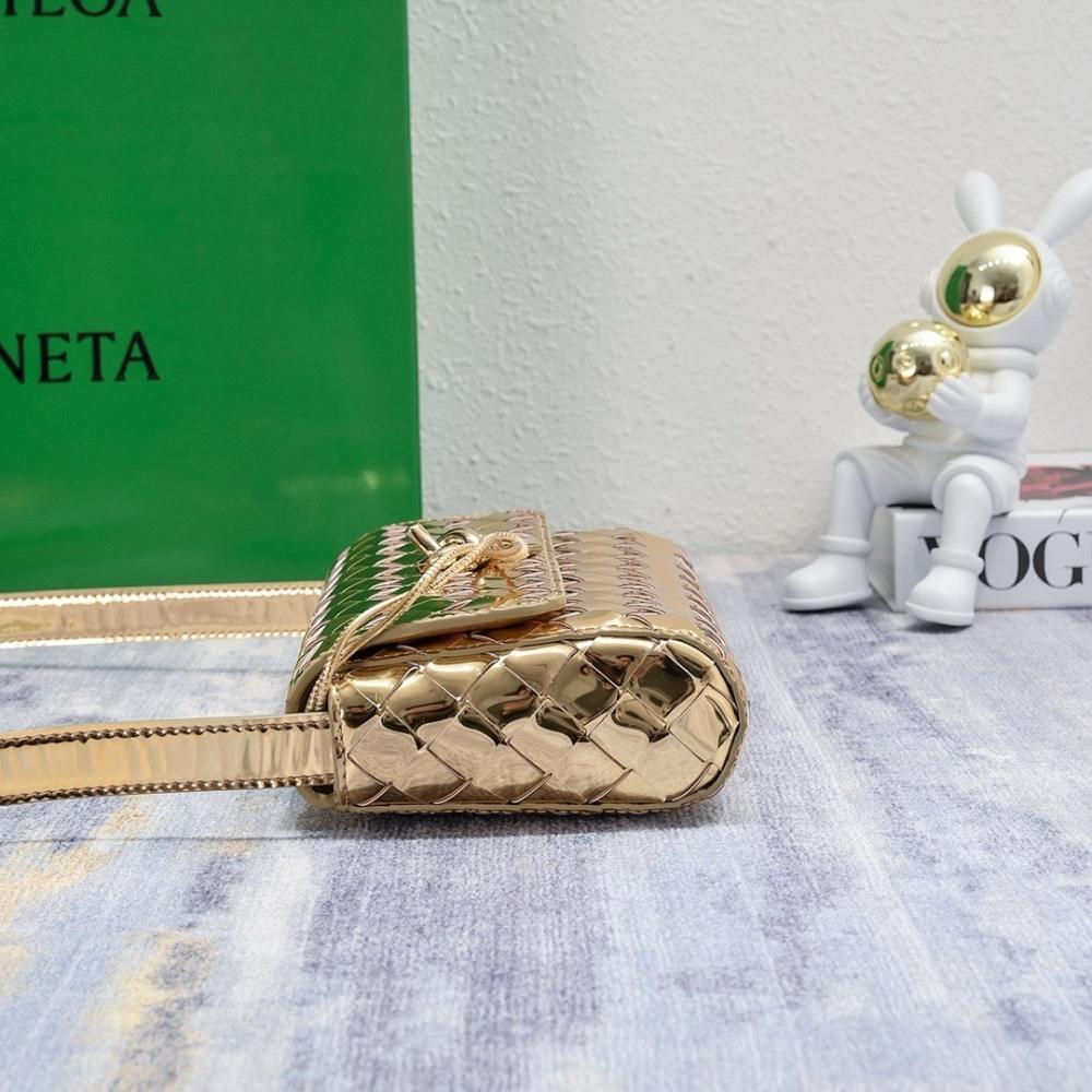 Luxury Shoulder Bag – Limited Edition