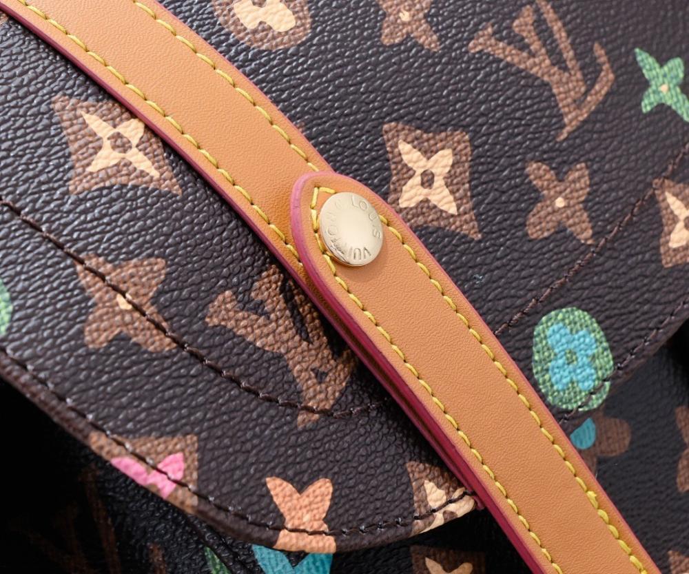 Italian-Inspired Stylish Crossbody Bag
