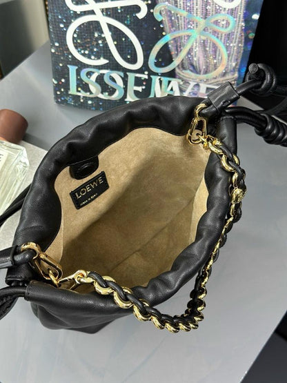 Classic Elegant Leather Shoulder Bag – Special Edition