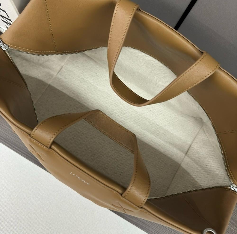 Italian-Inspired Elegant Leather Shoulder Bag