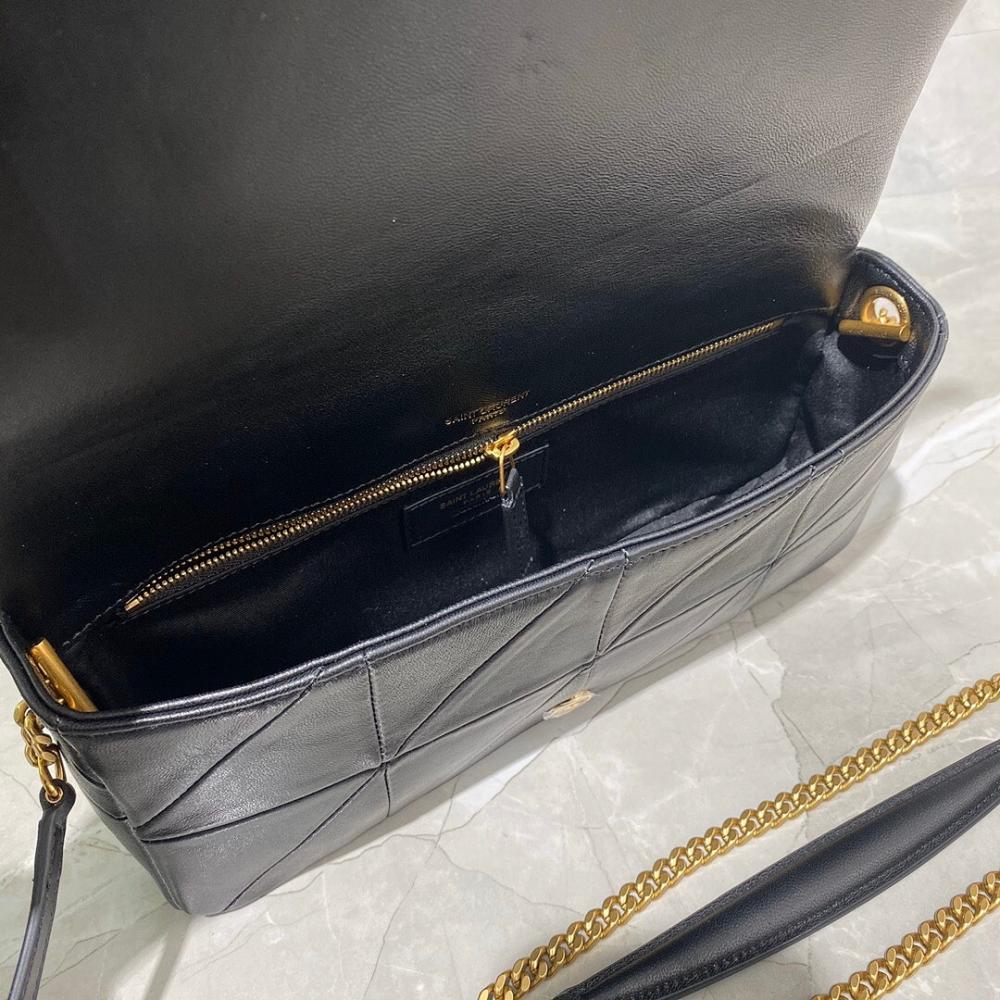 Modern Stylish Lambskin Shoulder Bag