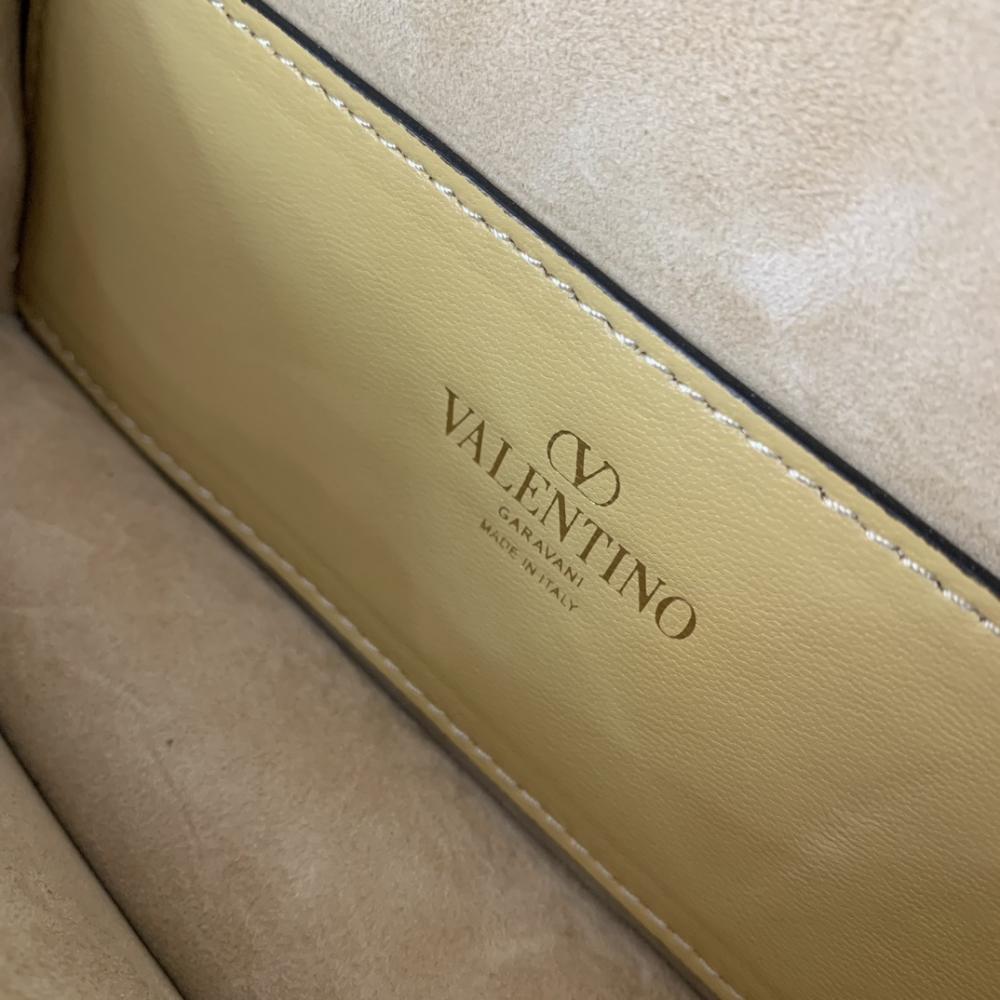 Luxury Crystal-Embellished Crossbody Bag