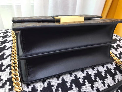 Elegant Shoulder Bag