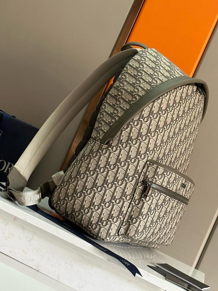 Elegant Refined Quilted Jacquard Shoulder Bag