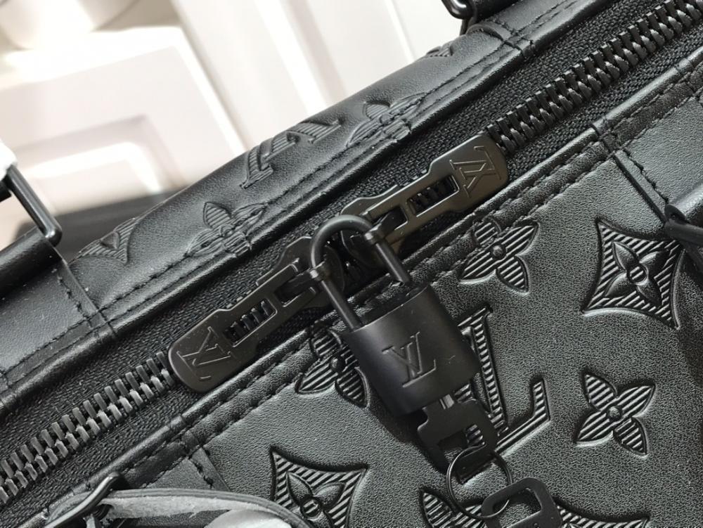 Practical Travel Bag