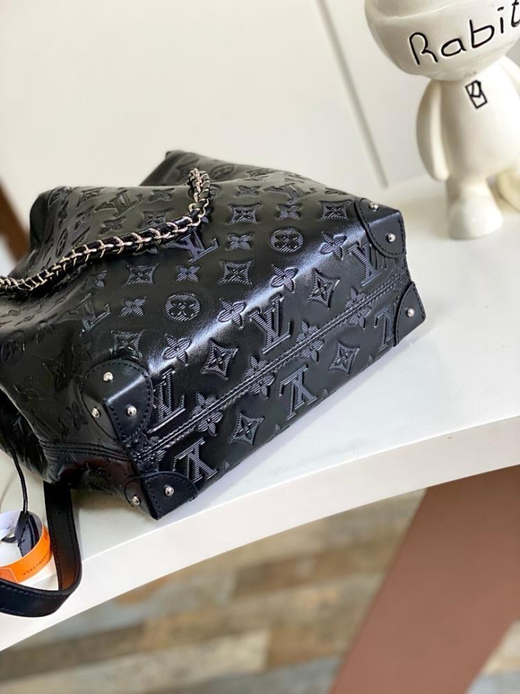 Stylish Premium Woven Lambskin Shoulder Bag