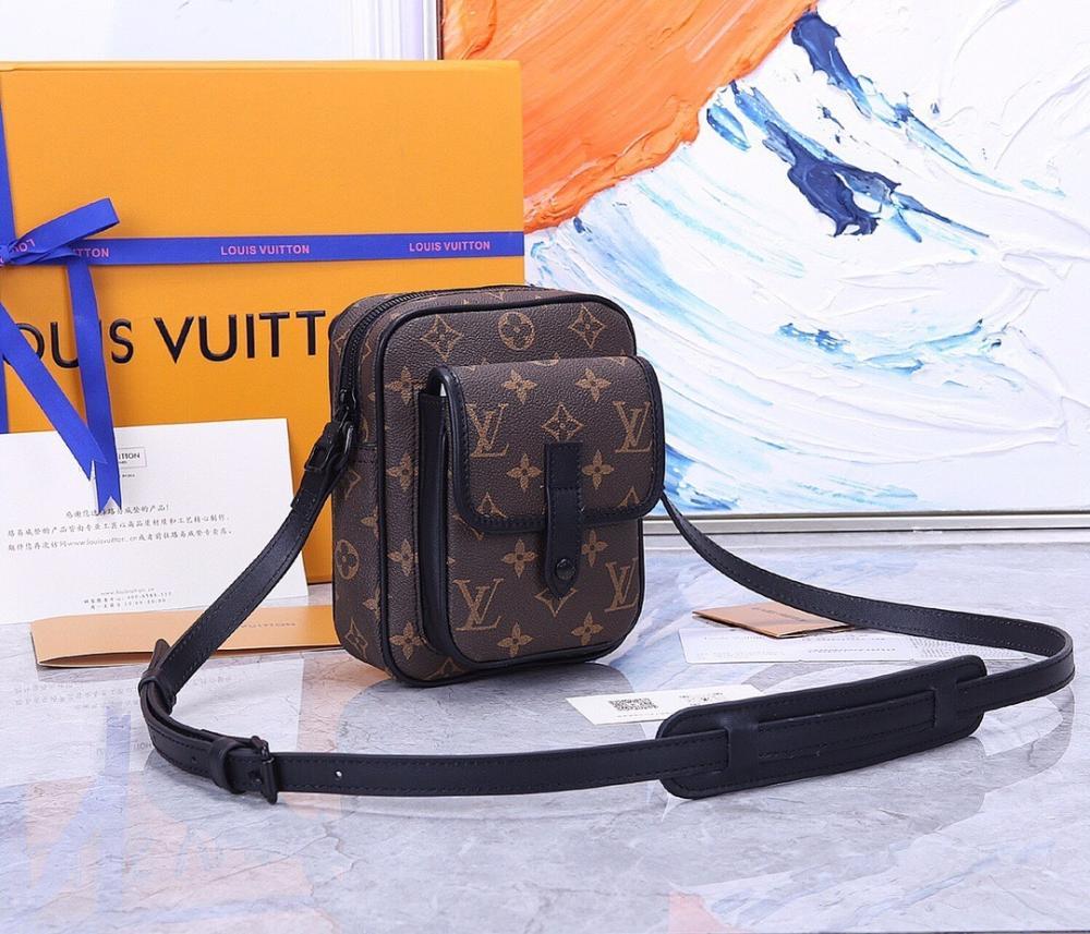 Italian-Inspired Stylish Leather Wallet