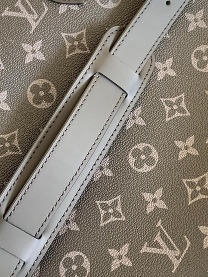 Luxury Silver Canvas Shoulder Bag – Limited Edition