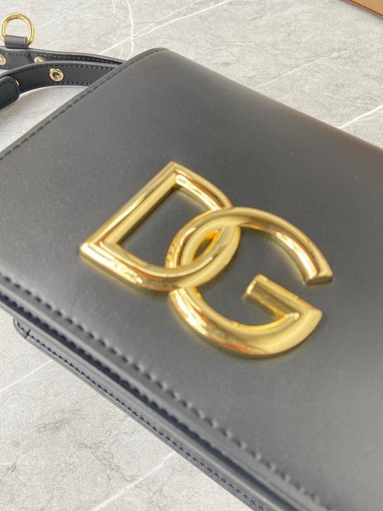 Italian-Inspired Elegant Calfskin Shoulder Bag