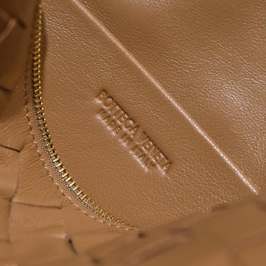 Modern Elegant Woven Lambskin Bag