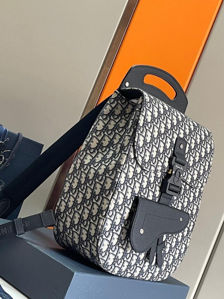 Modern Elegant Top Handle Bag – Limited Edition