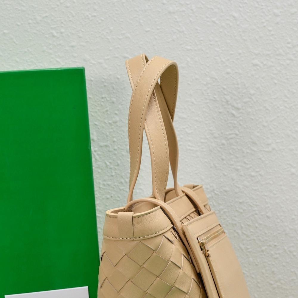 Elegant Stylish Lambskin Top Handle Bag