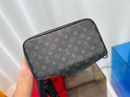 Classic Modern Shoulder Bag