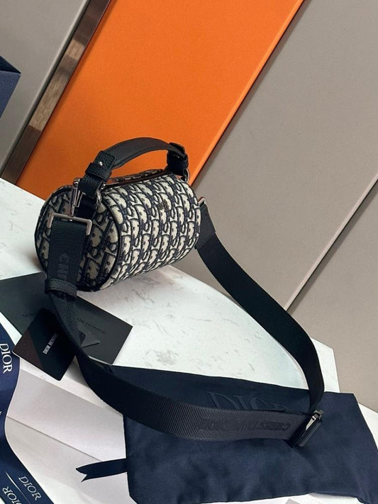 Italian-Inspired Luxury Black Leather Shoulder Bag
