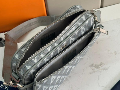 Saddle Leather Shoulder Bag