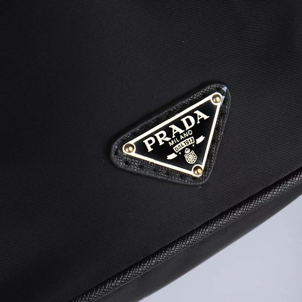 Modern Elegant Gold Leather Bucket Bag