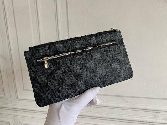 Modern Calfskin Wallet – Limited Edition