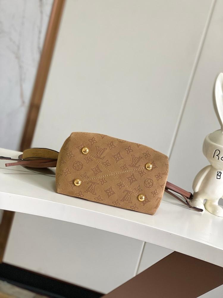Modern Suede Bucket Bag – Limited Edition