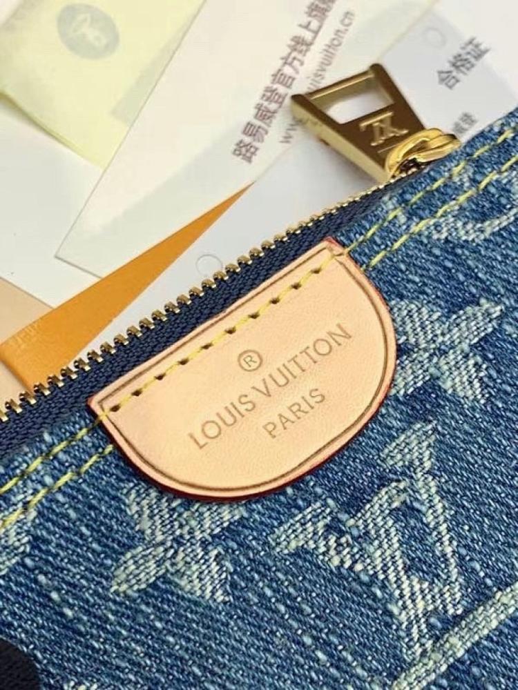 Stylish Refined Blue Calfskin Wallet