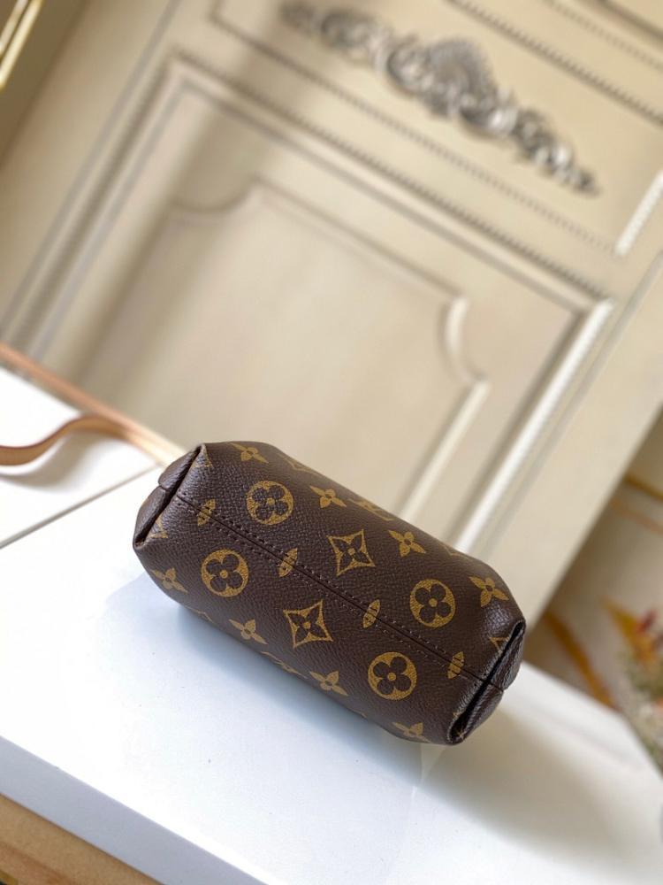 Luxury Crossbody Bag – Special Edition