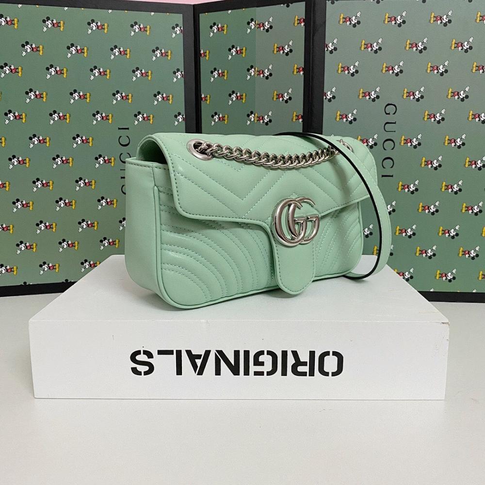 GG Marmont Shoulder Bag
