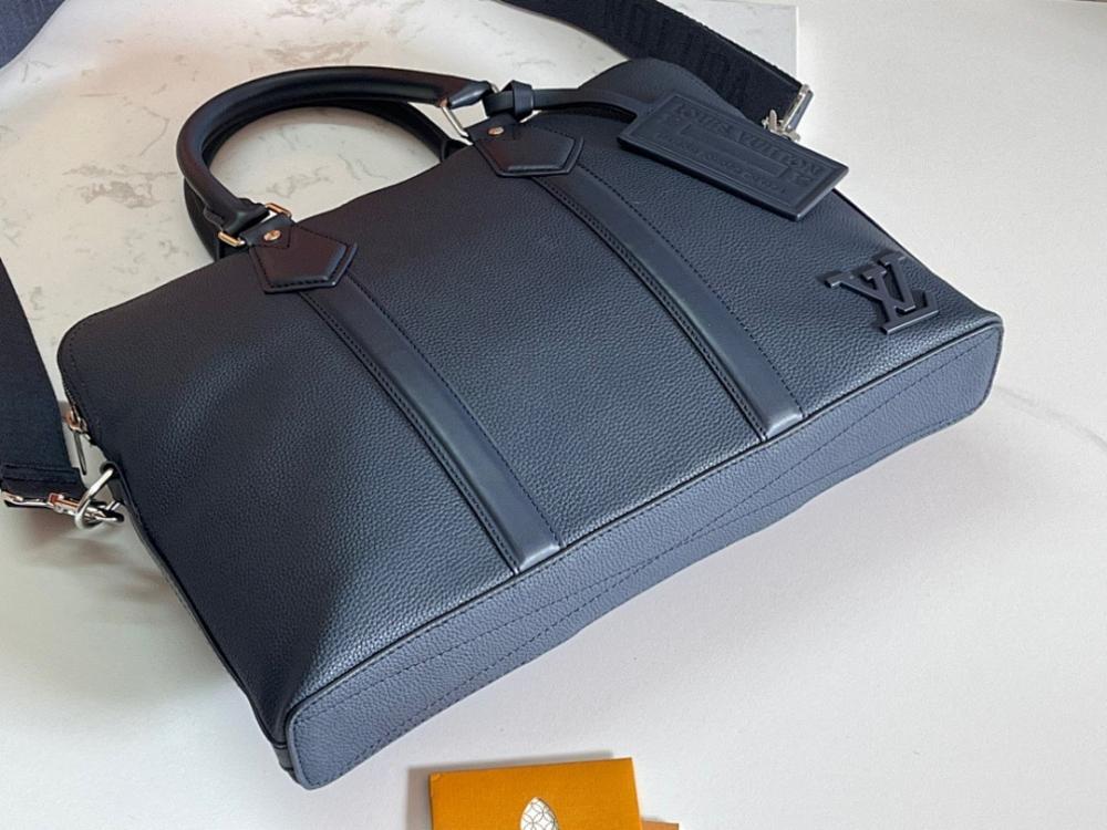 Modern Luxury Quilted Leather Shoulder Bag