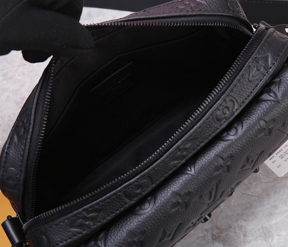 Classic Modern Canvas Shoulder Bag