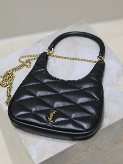 Stylish Lambskin Shoulder Bag – Limited Edition