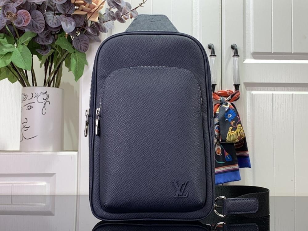 Elegant Shoulder Bag