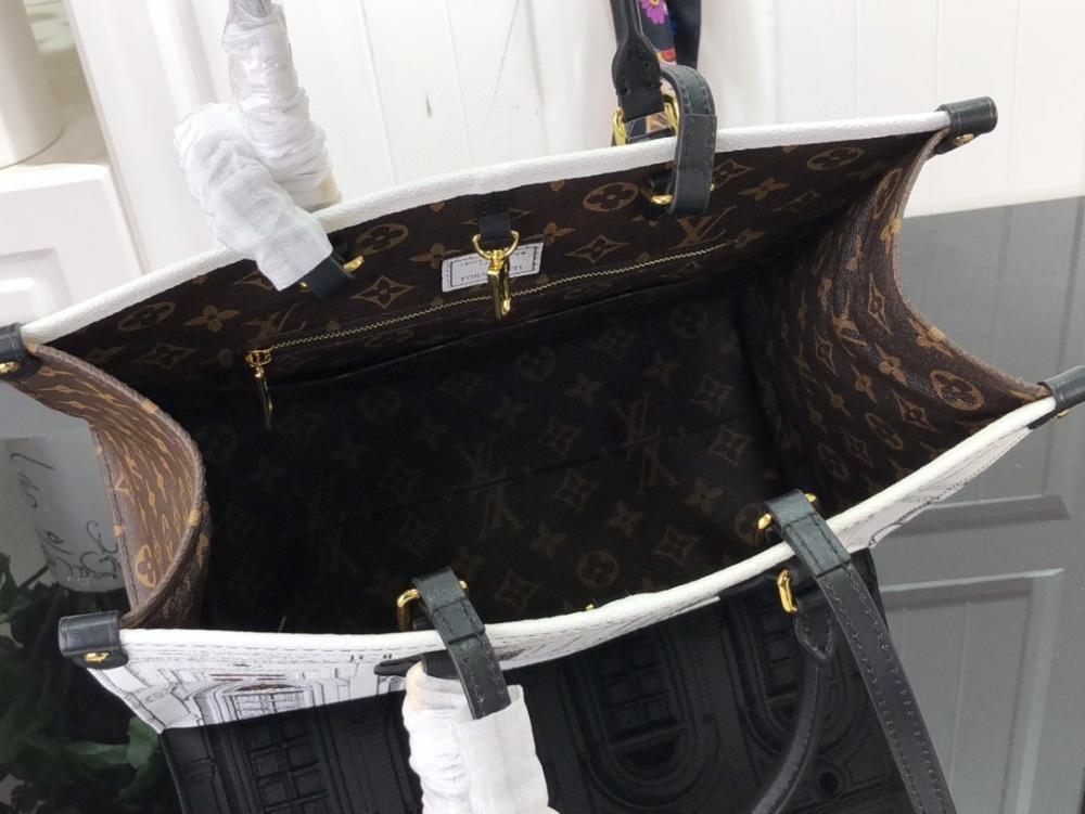 Elegant Tote Bag
