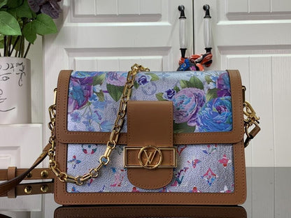 Elegant Shoulder Bag