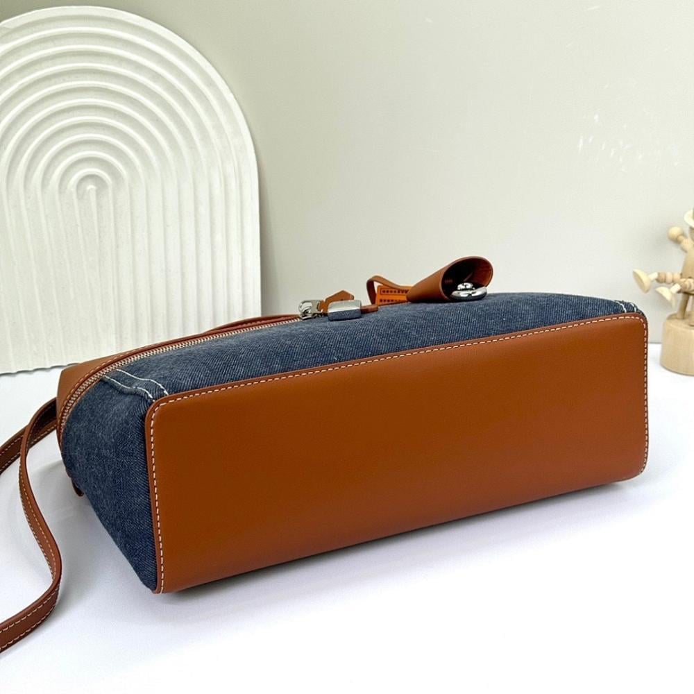 Stylish Refined Blue Denim Shoulder Bag