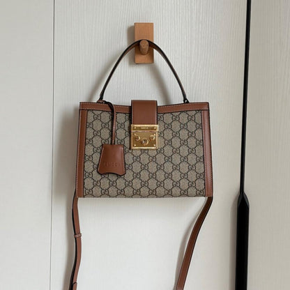 Stylish Shoulder Bag – Limited Edition