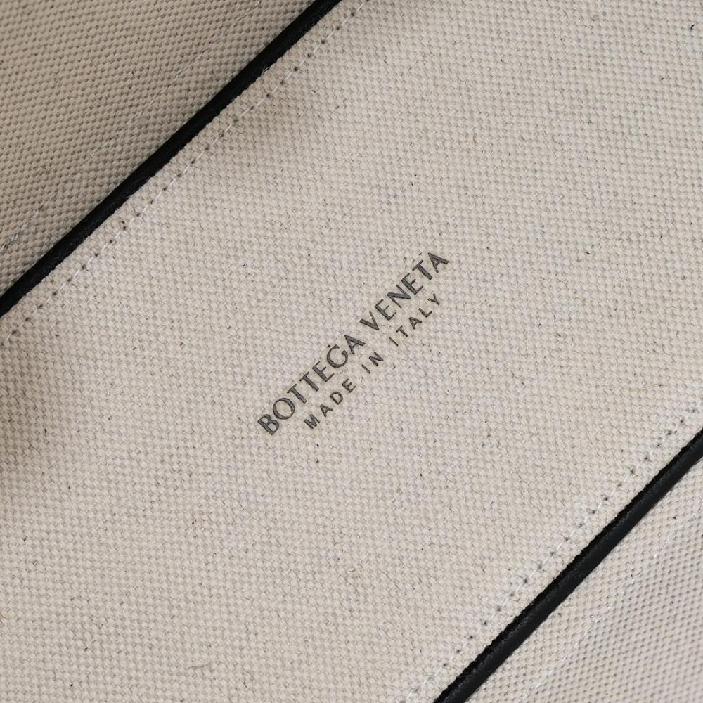 Alma Black Leather Tote Bag