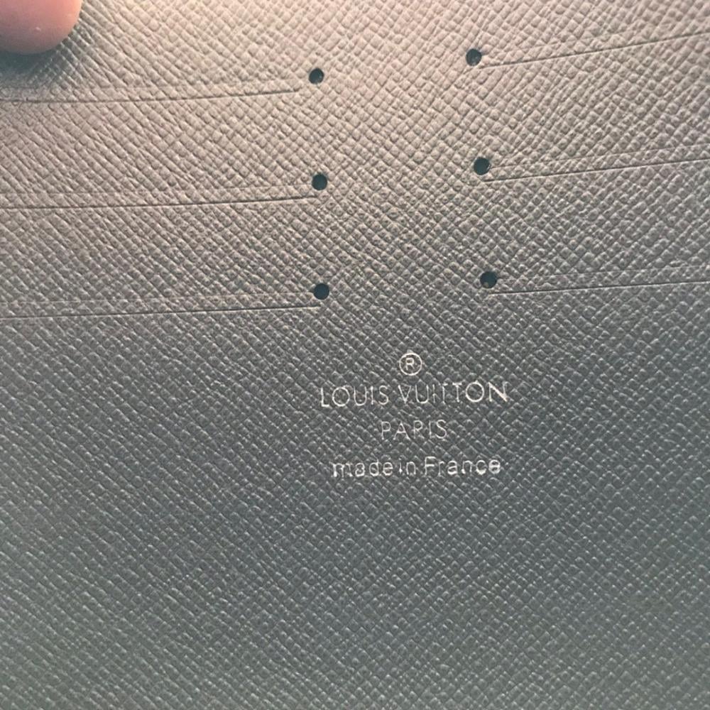 Modern Italian-Inspired Leather Top Handle Bag