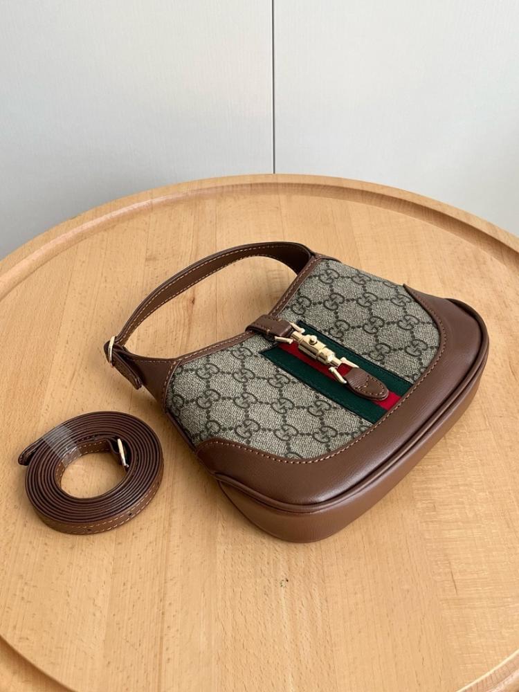 Italian-Inspired Stylish Crossbody Bag