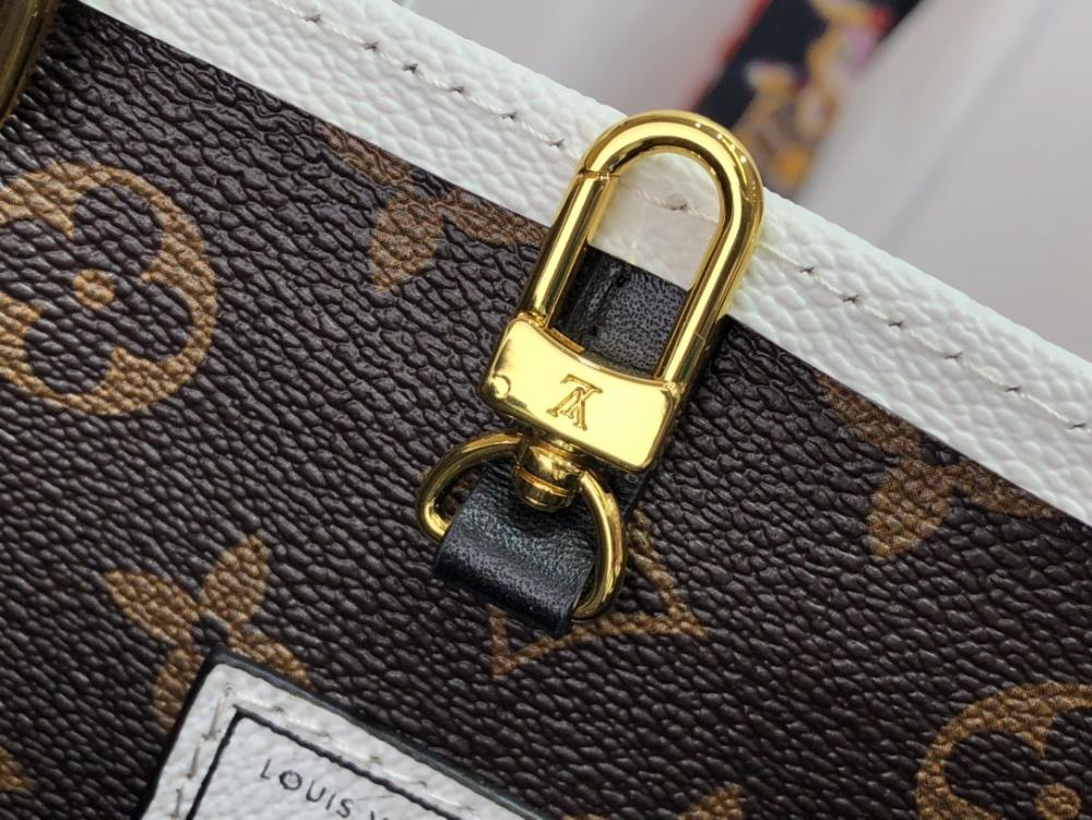 Elegant Tote Bag