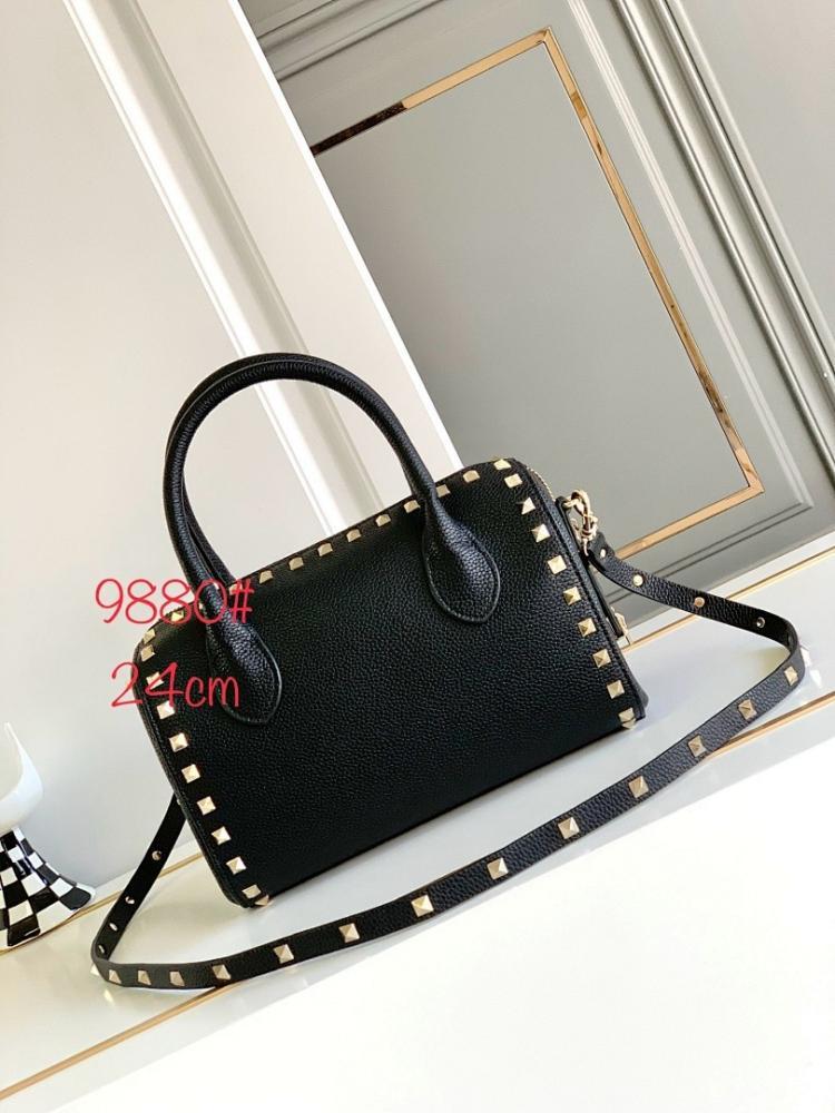 Classic Luxury Leather Shoulder Bag