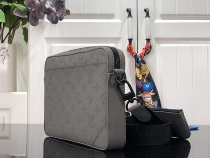 Elegant Crossbody Bag