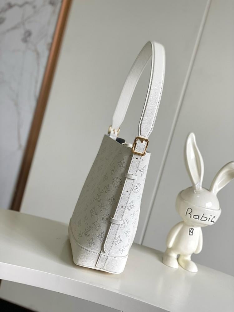 Luxury Silver Calfskin Shoulder Bag – Limited Edition