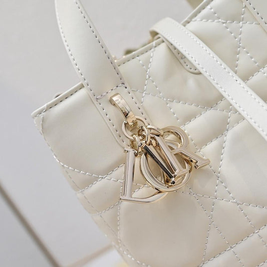 Alma Calfskin Shoulder Bag