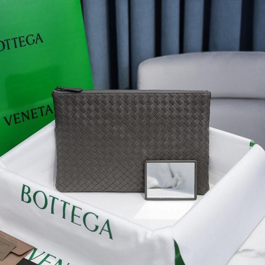 Modern Luxury Quilted Lambskin Bag – Limited Edition