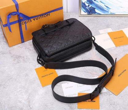 Classic Modern Canvas Shoulder Bag