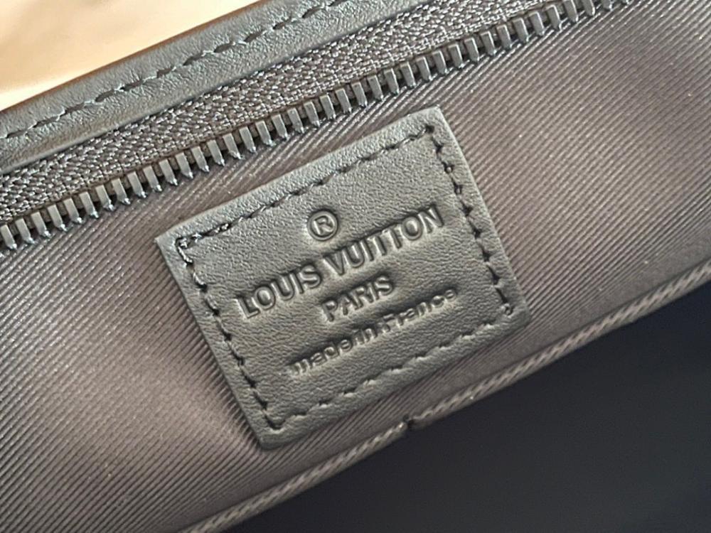 Italian-Inspired Luxury Leather Shoulder Bag